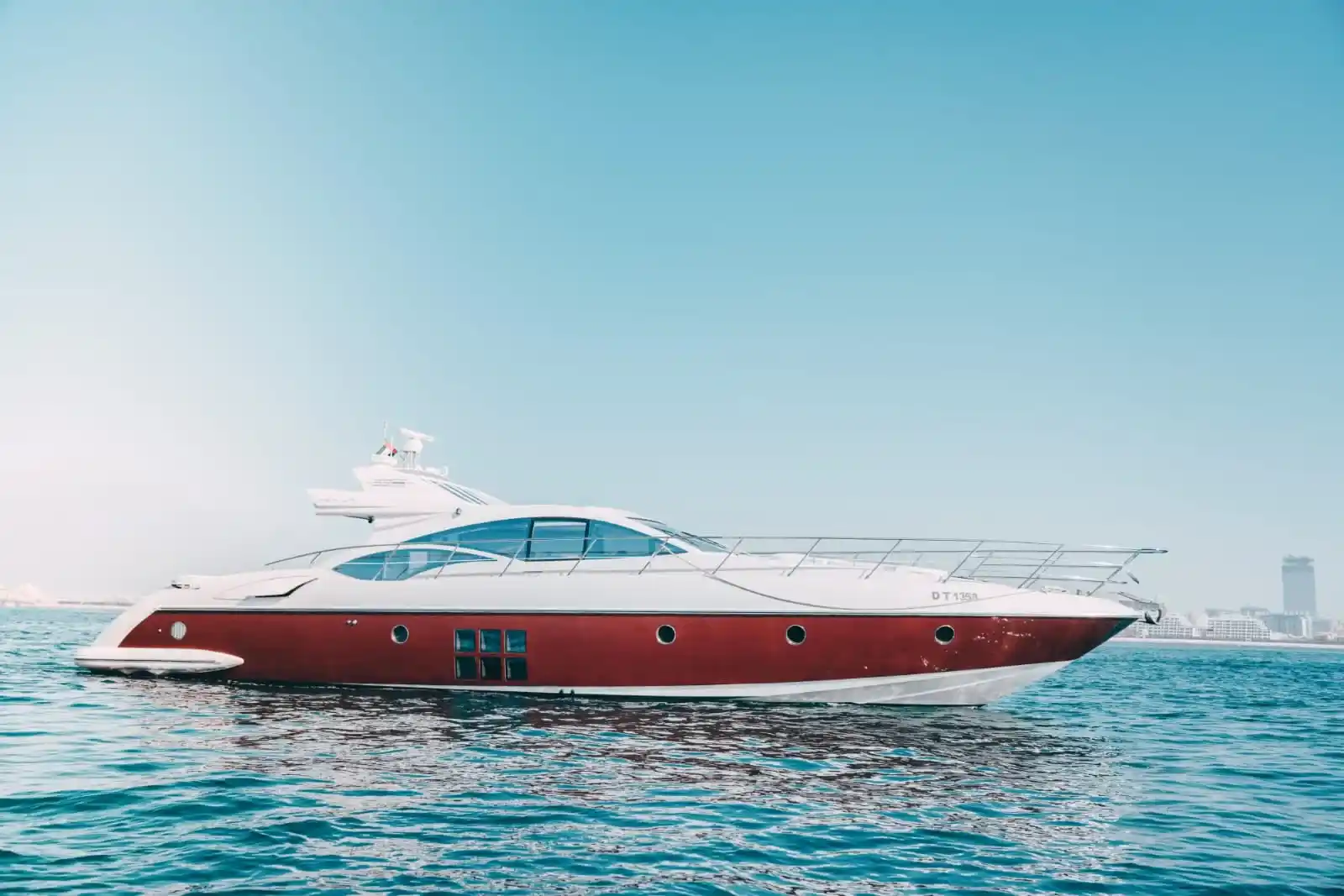 Azimut 68